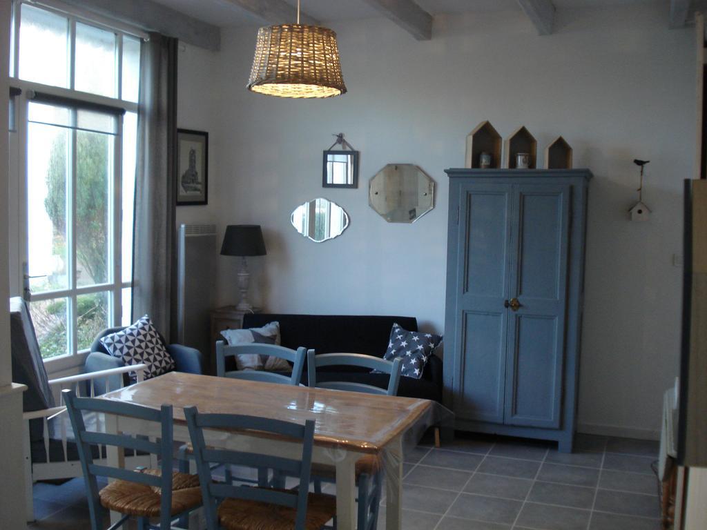 La Petite Maison Du Parc Bois-en-Ardres Ngoại thất bức ảnh